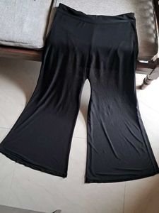 very strechable Black Palazzo Pants