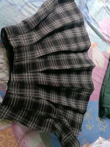 Plaid Pleated Mini Skirt🫠