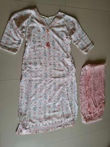 Beautiful Floral Print Kurta with dupatta
