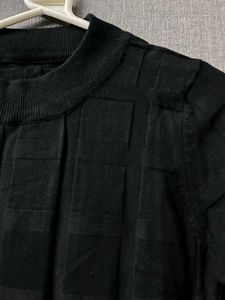 Chic Black Knit Midi Dress
