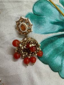 Elegant Indian Jewelry Set with mangtika