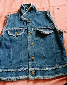 Jacket Sleevless