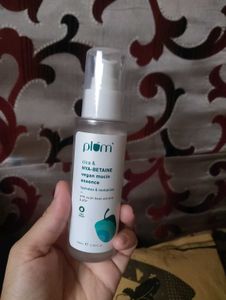 Plum Cica &amp; Hya-Betaine Vegan Mucin Essence&amp; toner