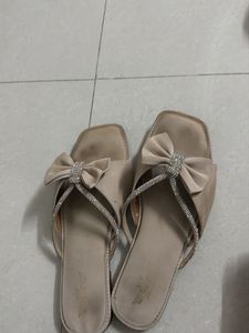 Stylish Bow Sandals with Rhinestones