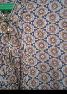 Stylish Printed Kurta with Zipper Neck