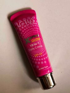 Lotus Makeup Xpress Glow Daily Creme