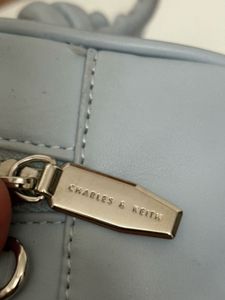 Charles &amp; Keith Sammie Knotted-Handle