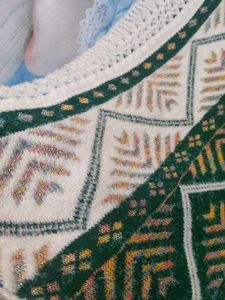 Green and White shawl