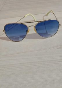 Aviator Sunglasses with Blue Gradient Lenses