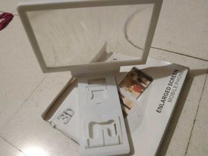 3D Enlarged Screen Mobile Phone Magnifier
