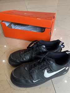 Nike Air Force - Black Sneakers with White laces