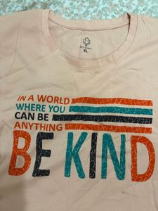 Be Kind Graphic Tee