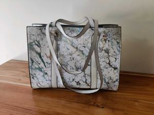 Abstract Print Tote Bag(Forever21)