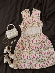 Chic Floral Tiered Dress