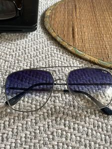 Assorted Sunglasses Lot - 5