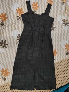 Chic Button-Up Midi Dress