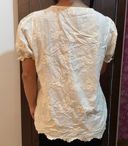 Embroidered Puff Sleeve Top