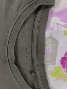 Cool Graphic T-Shirt "FEARLESS"