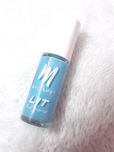 MyGlamm LIT Nail Enamel - Bold Glamm - Bad Romance