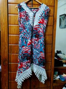 Item-KBG182/IMPORTED/Preloved/Beautiful Sleeveless Multicolour High Low Top/Kurti