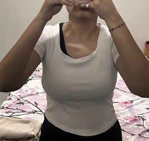 Women's White Short Sleeve Top