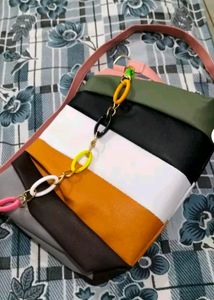 Brand New** Sling Bag 👜 For Women❤️🔥