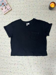 Black Cropped Pocket T-Shirt