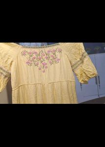 Chic Tiered Yellow Dress with Floral Embroidery