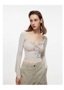 Knot Fitted Top