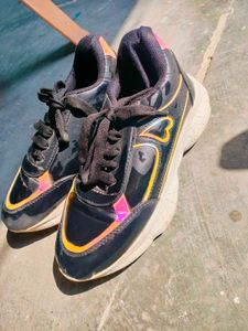 Black Fashion Sneakers