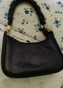 Chic Black Padded Shoulder Bag