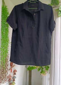 Chic Black Collared Tunic Top