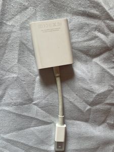 Apple Original Thuderbolt Port To Vga Connector