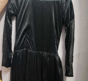 gown