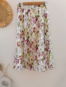 Turkish Brand Reserved Floral Pleated Skirt