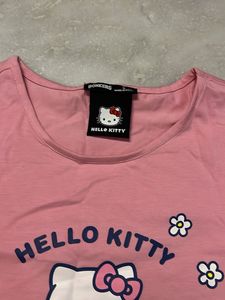 Hello Kitty Pink Cropped T-Shirt