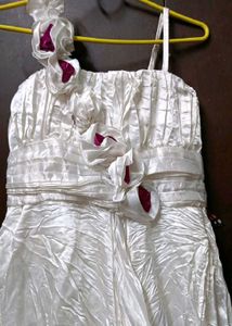 Elegant White Strapless Tiered Dress