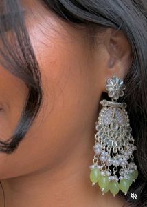 Elegant Green Stone &amp; Pearl Drop Earrings