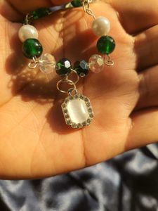 Handmade Emerald &amp; Pearl Beaded Necklace