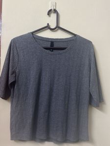 Gray Ribbed Tee - Size L