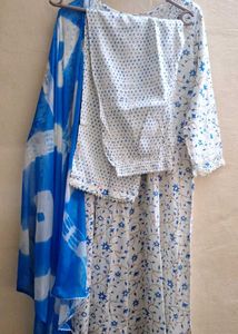 Brand new Blue Floral Embroidered Kurta