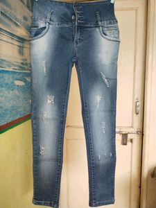 Distressed High-Waisted Skinny Jeans
