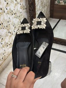 Sparkling Black Heels