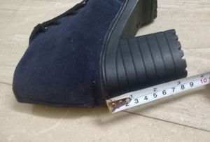 Brand new boots for girls in Navy Blue