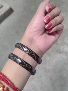 Elegant Black & Gold Bangles