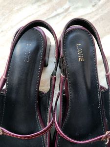 Chic Burgundy Patent Slingback Heels
