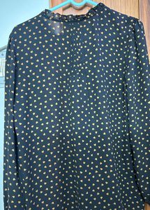 Chic Black Heart Print Long Sleeve Top