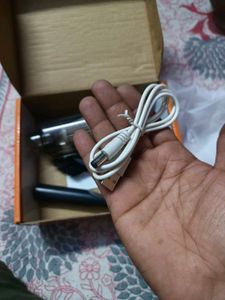 Brand new 2 In 1 Vacuum Cleaner