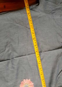 Asymmetrical hem Chambery kurta