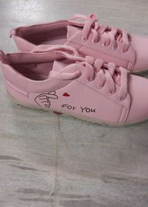 Women's Pink Shoes 🩷